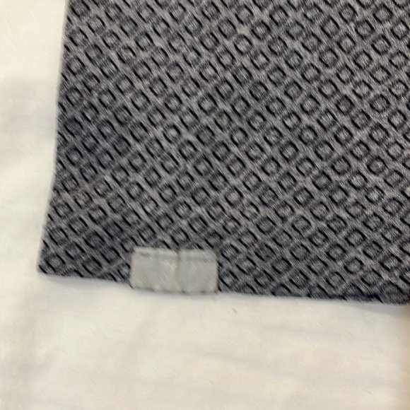 Kalenji size small women’s gray ventilated running top Long Sleeve shirt - Picture 3 of 16